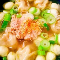 Snapdishの料理写真:wantan soup|Metta Wutiwongsereeさん