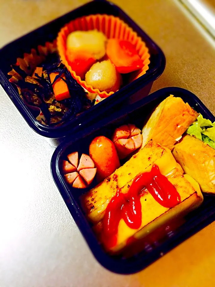 旦那のお弁当 メカジキの生姜醤油焼き&厚揚げのチーズ焼き|meguさん