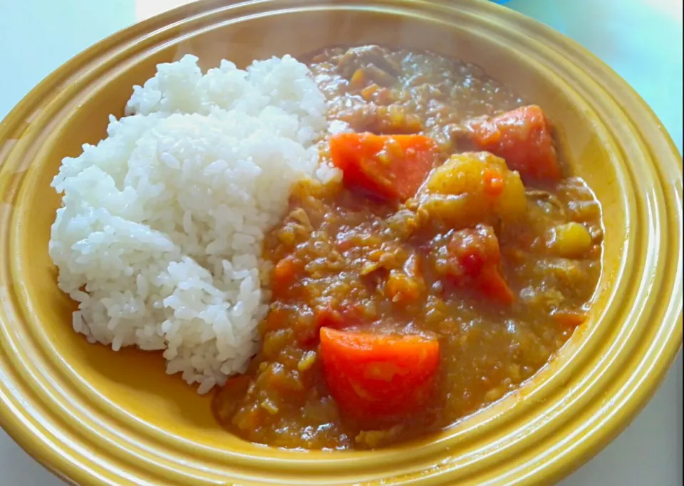 Snapdishの料理写真:野菜たっぷりカレー粉カレー|kinopinoさん