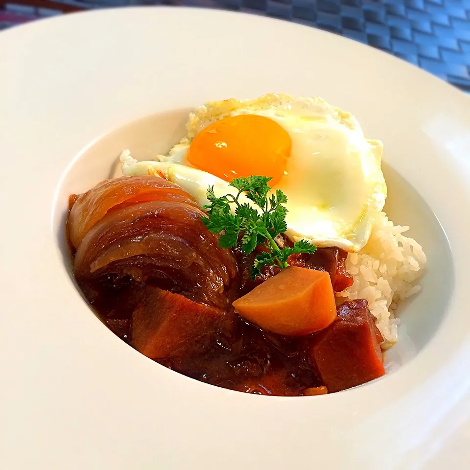 Chef 中川浩行さんの料理           玉ねぎ3時間炒めて炊飯器にポンです|志野さん