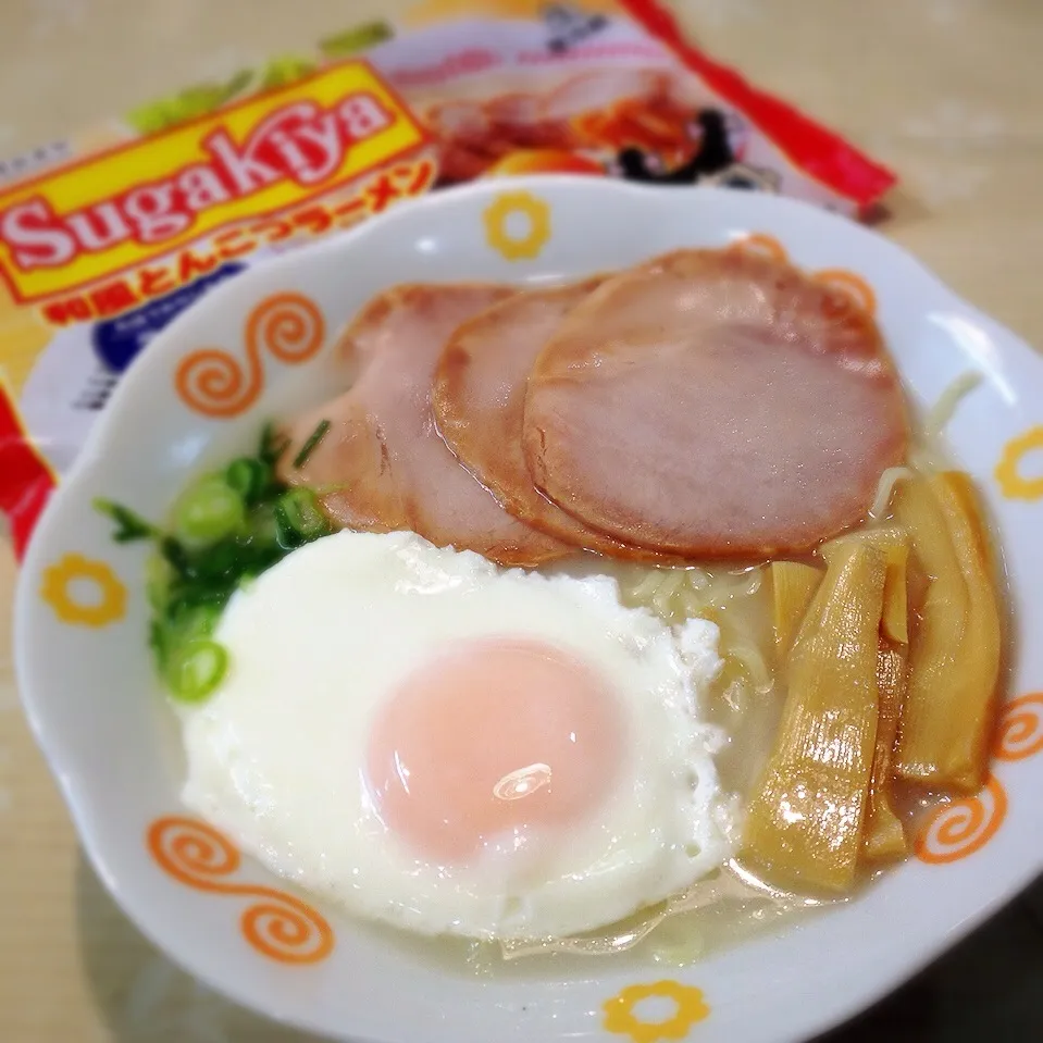 Snapdishの料理写真:スガキヤ 和風とんこつラーメン|うっちーさん