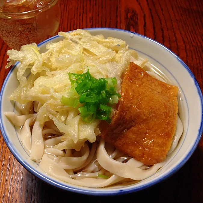 手打ちうどんとゴボウ天|Sachiko WATANABÉさん