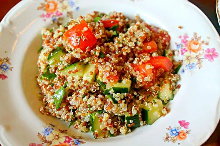 Red and White Quinoa Tabbouleh with Sauteed Cauliflower in olive oil with garlic and herbs. I will send recipe of both shortly. I know you wanted my monthly eat|lisaさん