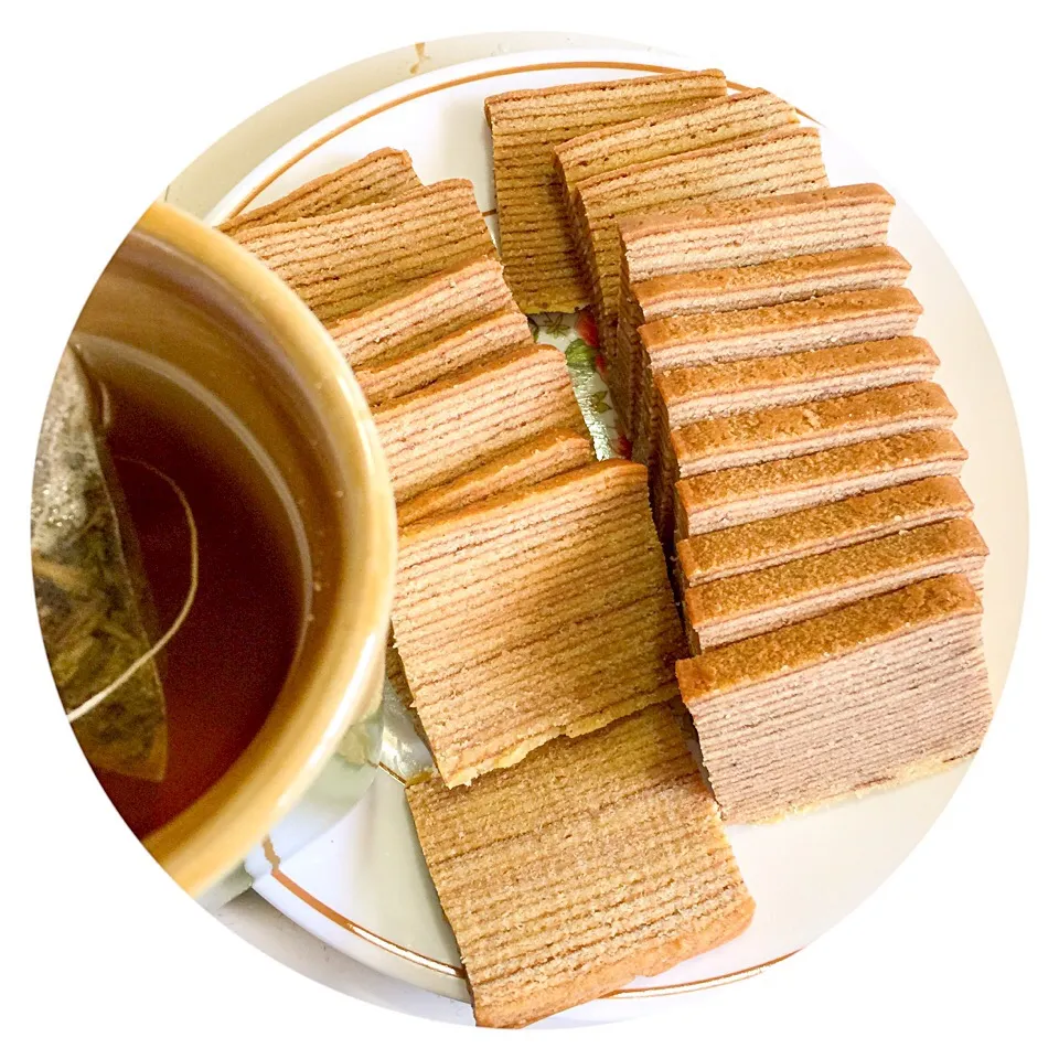 Lapis legit Indonesian layer cake for afternoon tea|rie simsさん