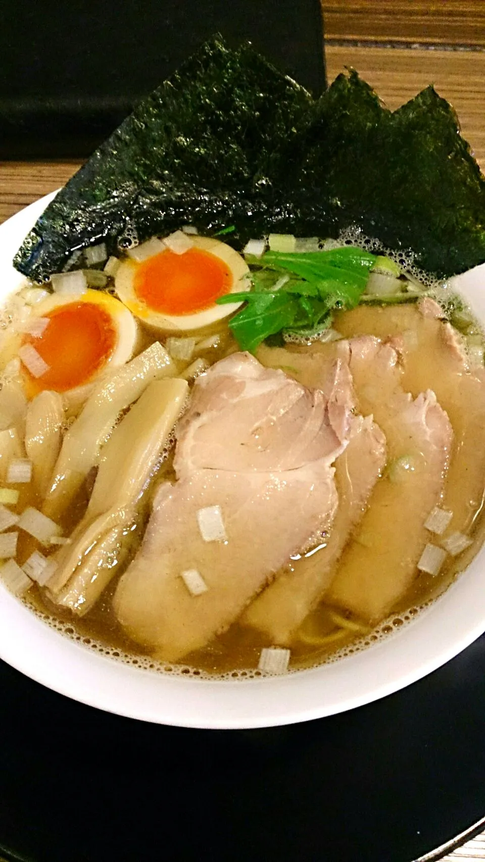 超淡麗旨口ラーメン しお 全部のせ|morozoffさん