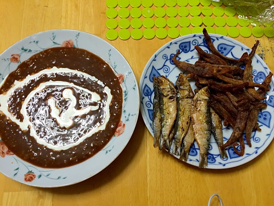 Snapdishの料理写真:champorado tuyo pusit|gachiyunaoさん