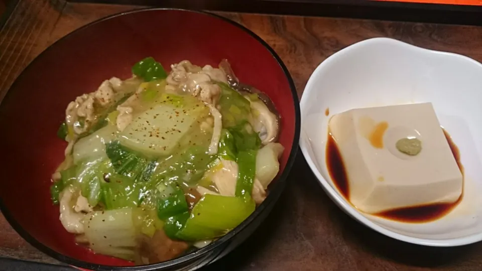 Snapdishの料理写真:鳥と野菜のあんかけ炒め丼、黄にら入り|Katsuyuki  Nukadaさん