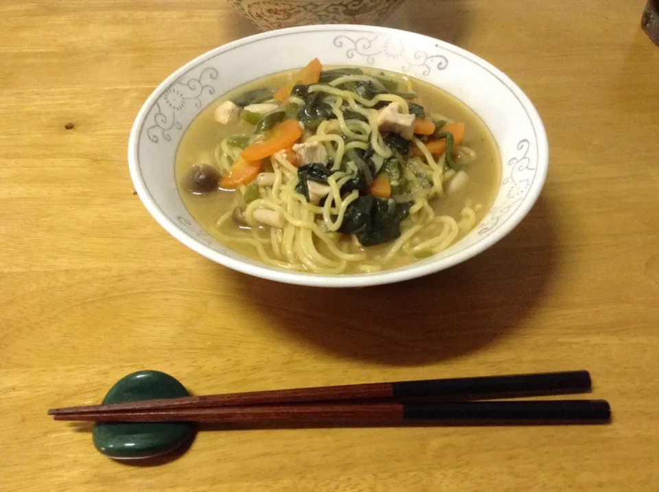 Snapdishの料理写真:Chicken, Miso & Spinach Ramen|Greg Bookerさん