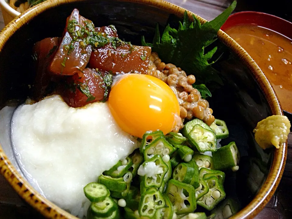 ネバネバ丼|ちっきーさん