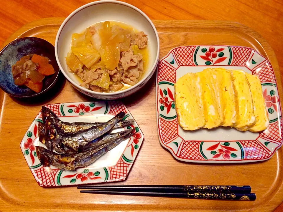 Snapdishの料理写真:片口イワシ、だし巻、豚肉白菜大根あっさり煮|yuyusuzuさん