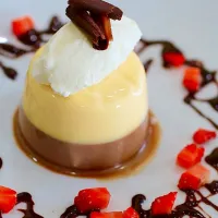 Snapdishの料理写真:Chocolate-Vanilla Bavarois|Arty Chavimonさん