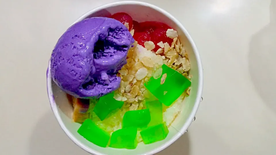 Snapdishの料理写真:Halo halo ^_^|Hyaxenさん