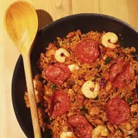 Paella with chorizo, chicken and king prawn|Kayla Cheeさん