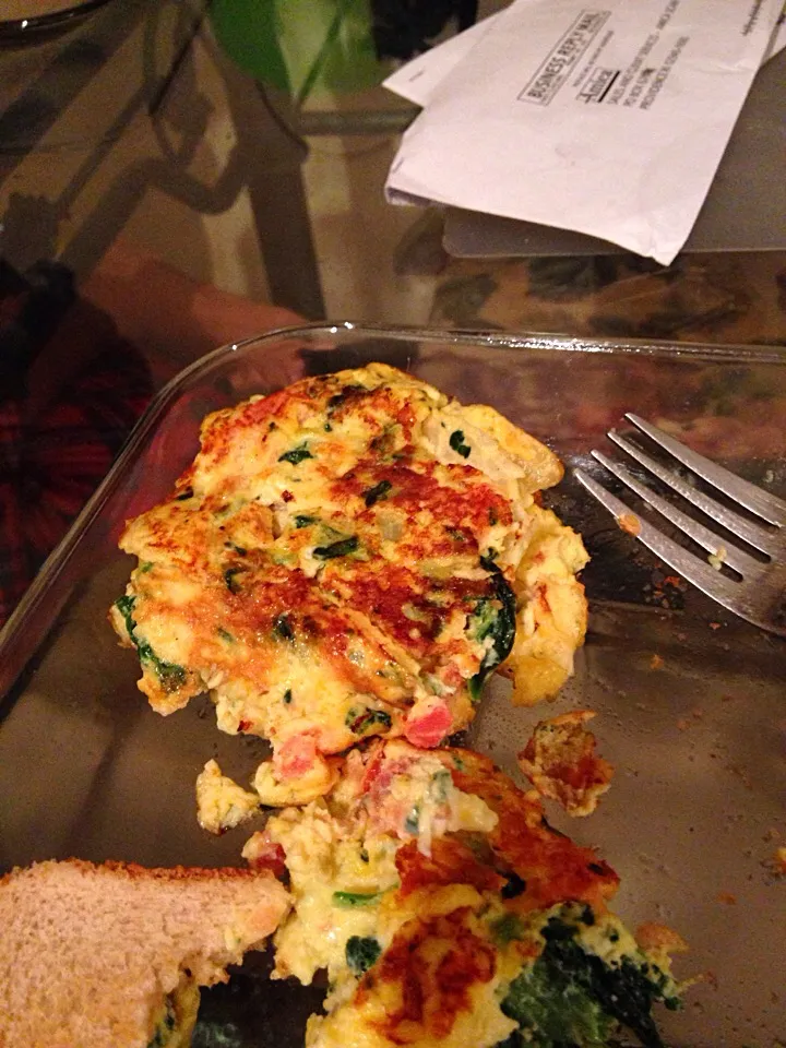 Spinach omelette with bacon and cheese.|Spice Girlさん