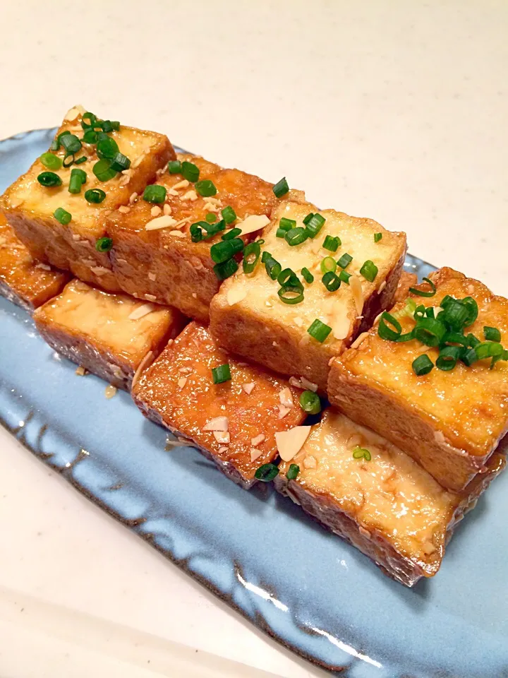 かおりんさんの料理 厚揚げの照り焼き🍴ピーナッツをかけてさらに香ばしく|みきこさん