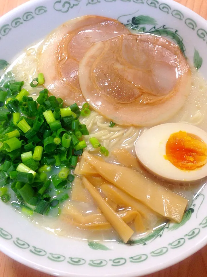 まるちゃん正麺 とんこつ🐽|machikoさん