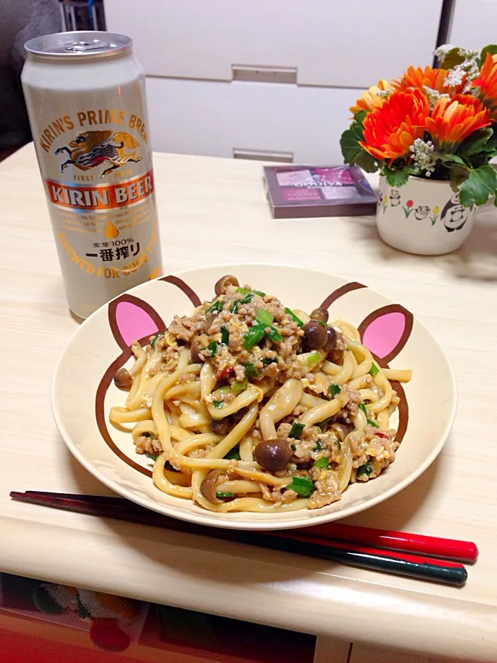 Snapdishの料理写真:かまたまそぼろ焼きうどん（＾◇＾）|Yukako  Toyamaさん