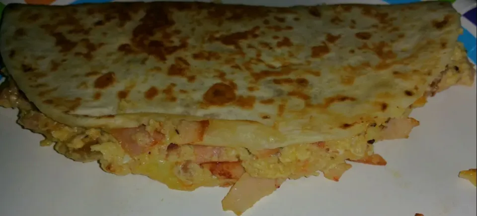 Cheesy Bacon & Turkey breakfast quesadilla|Kimさん