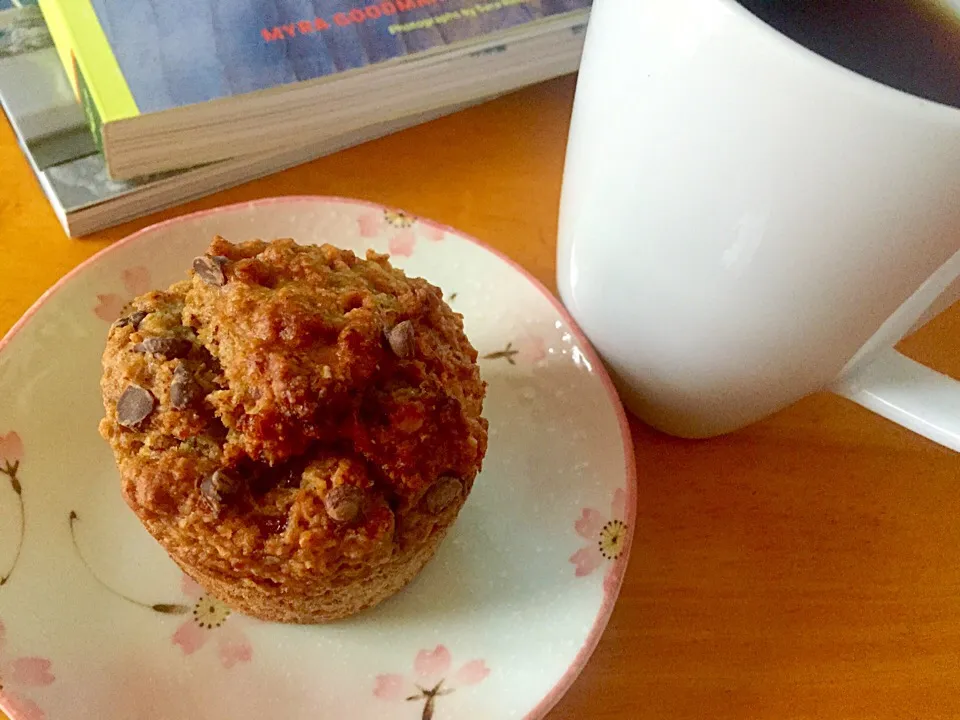 VEGAN banana, mixed nuts &chocolate chip muffin|khulanさん