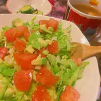 Snapdishの料理写真:野菜たっぷりタコライス|わさたんさん