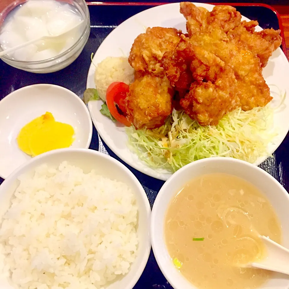 デカ唐揚げ6個定食|yさん