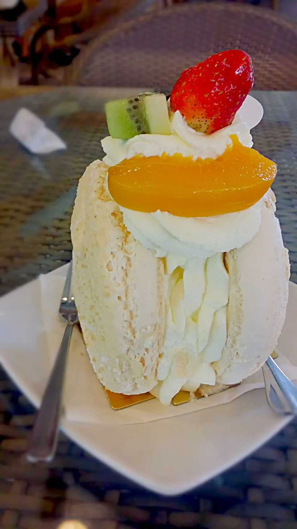 fruit pavlova #pavlova #alltimefavourite|May Tamさん