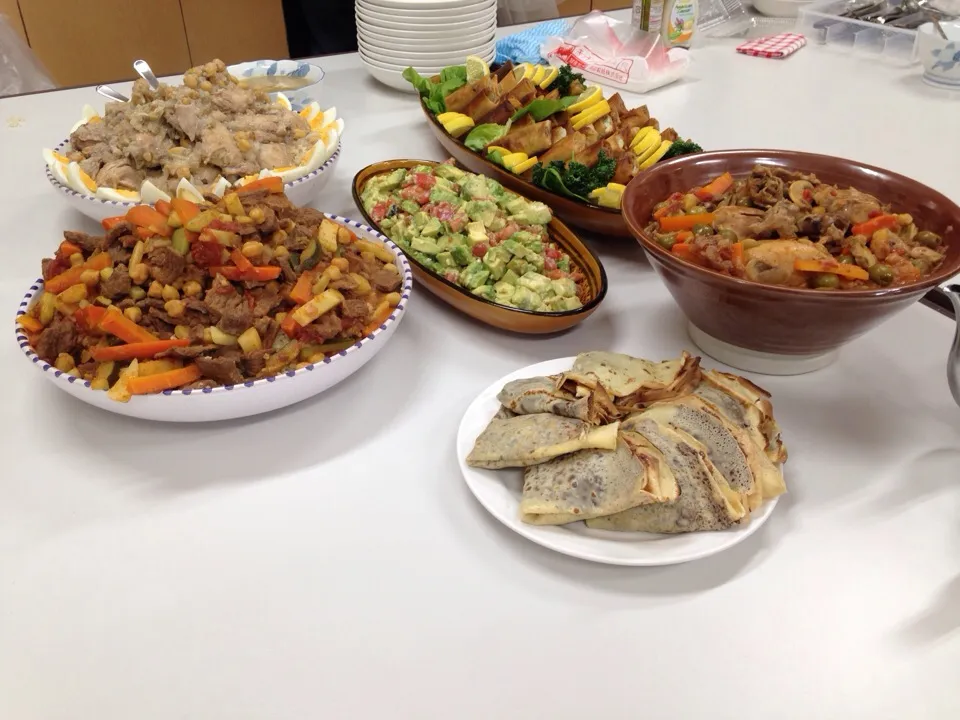 Snapdishの料理写真:Couscous, bourek, tajine zitoune, crepes|Algerian moohさん