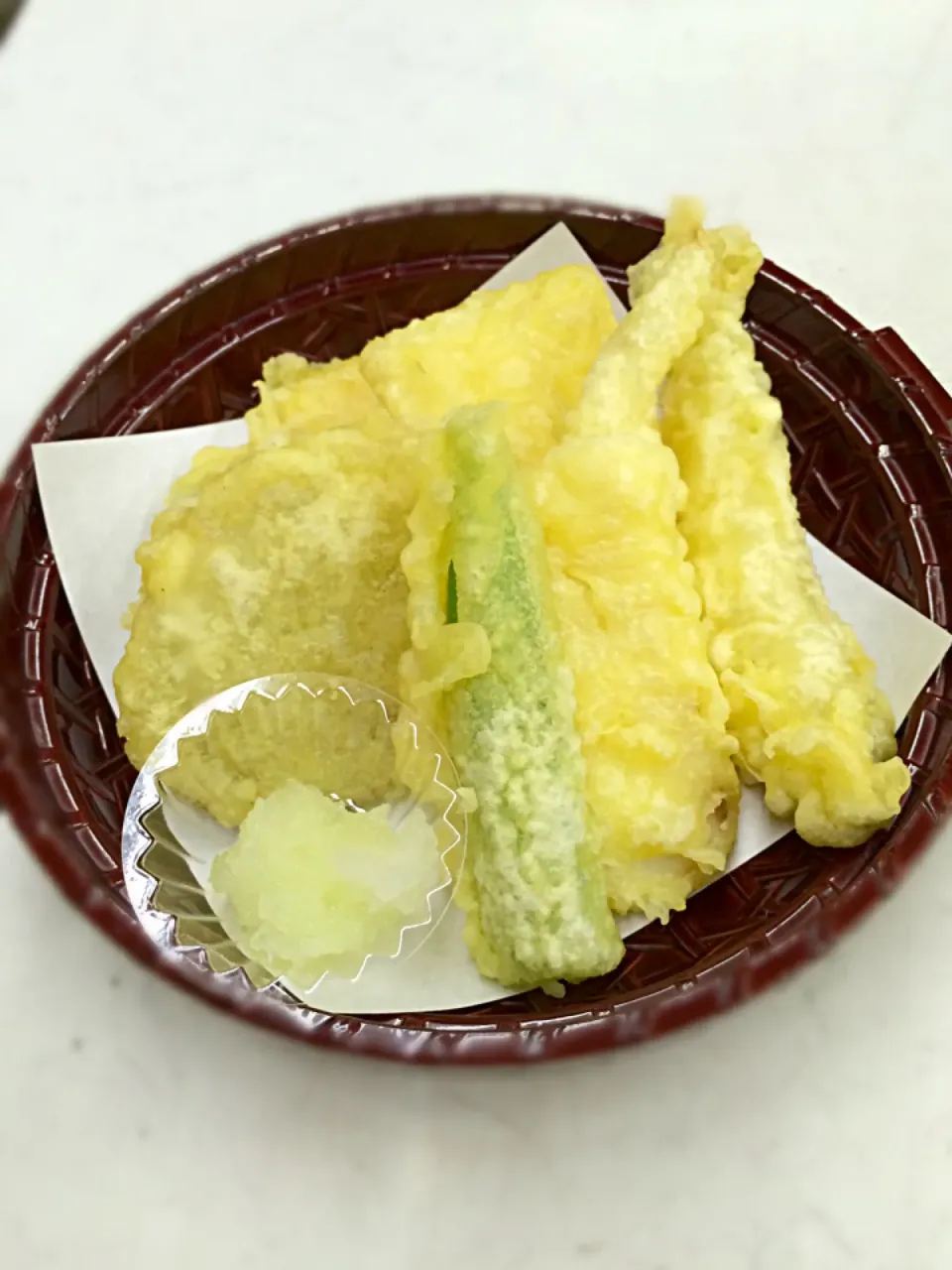 ヒラメとわかさぎと5種の野菜の天ぷら|まさひろさん