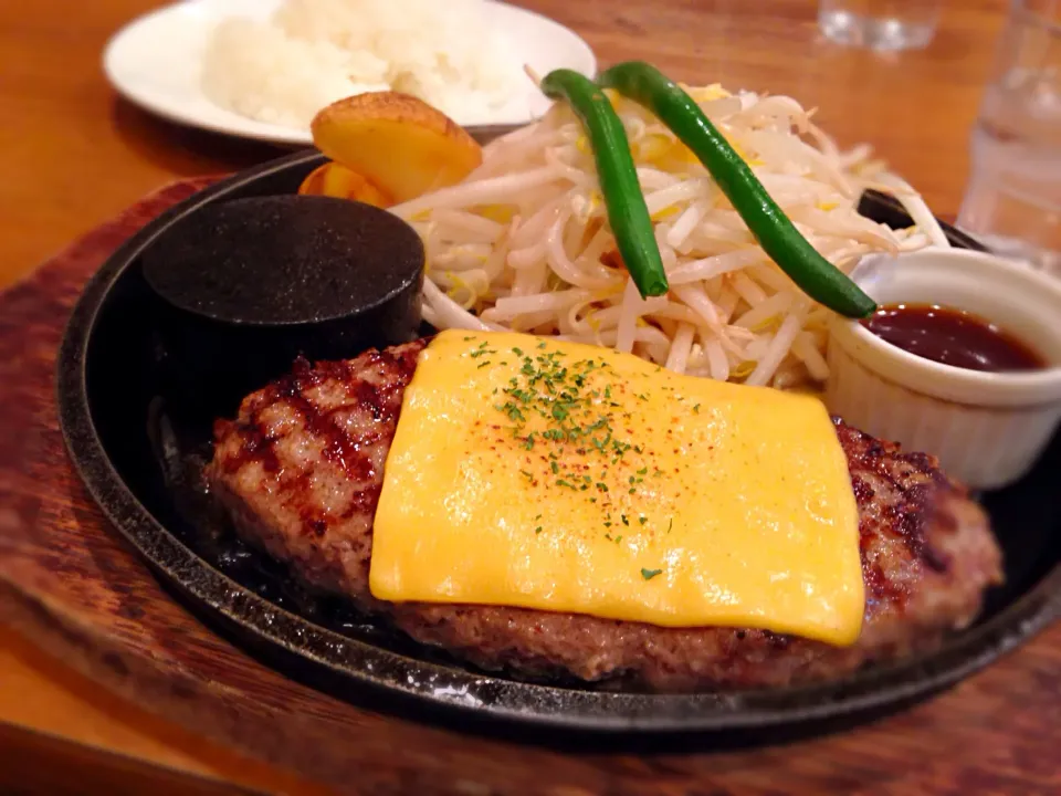 Snapdishの料理写真:肉食堂にて♡|はるかさん