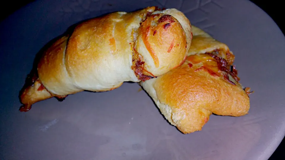 BBQ Pulled Turkey Crescent Rolls w/ BBQ sriracha ranch dip. #Lunch|Kimさん