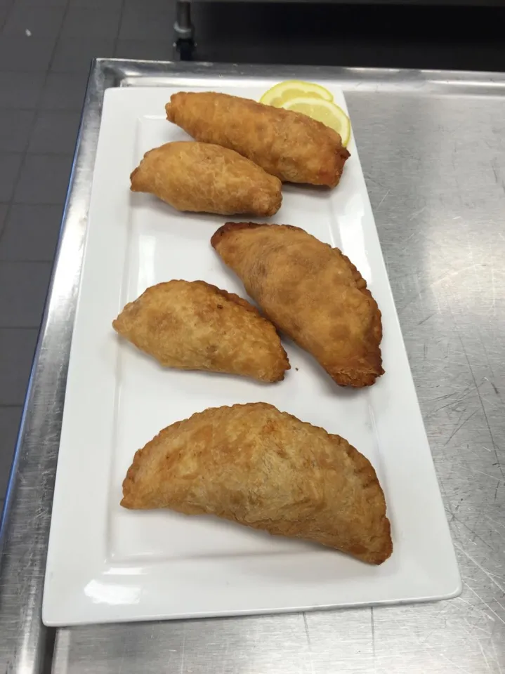 Empanadas with a Chorizo, Lobster, Shrimp and Mushroom filling!!! Turned out yummy.|Jacquie Ramosさん