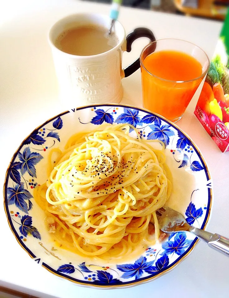 1人ランチ、シンプルなカルボナーラ|nokorinさん