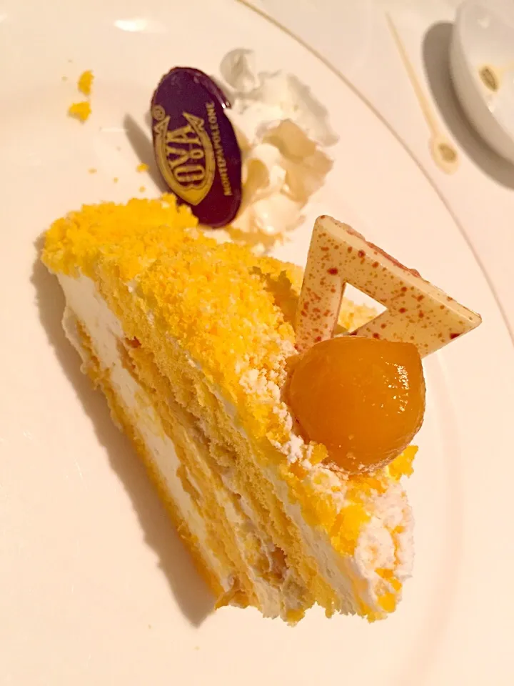 Mango mouses cake|Sky Blueさん