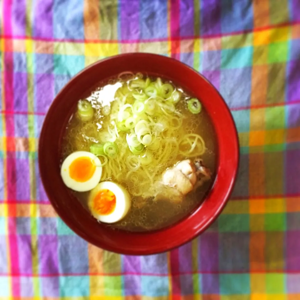 鳥塩ラーメン|おかもち太郎さん