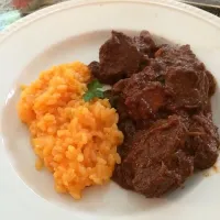 creamy carrot rice & beef casserole w/ chocolate sauce|Kelly Kinoshitaさん