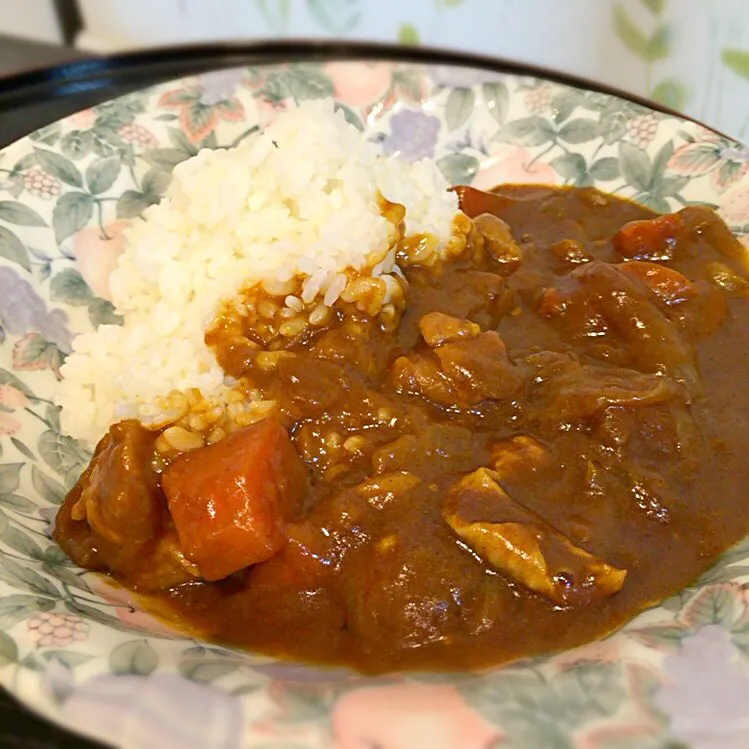 Snapdishの料理写真:チキンカレー|Shiny1022さん