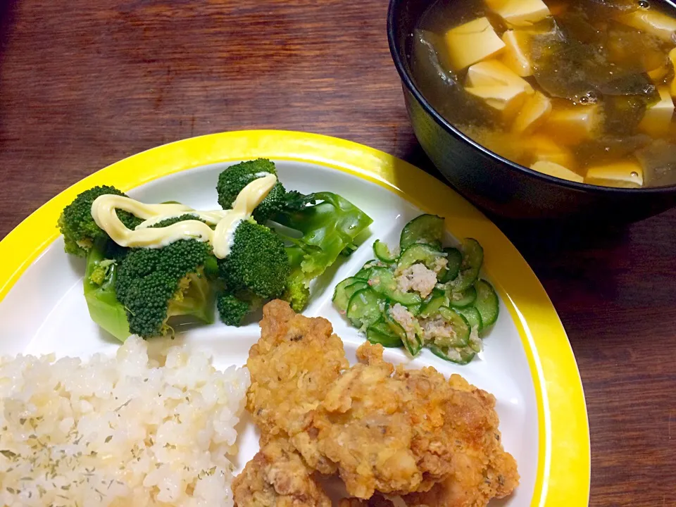 唐揚げ、キュウリ&カニの酢の物、お味噌汁|Natsumiさん