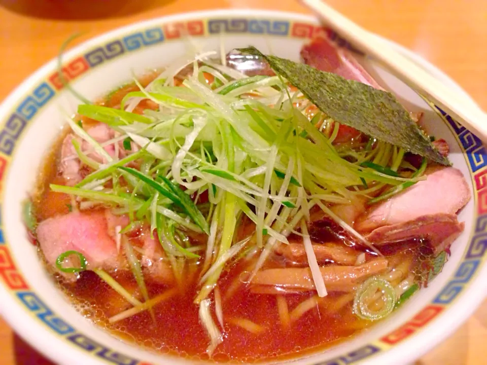 Snapdishの料理写真:肉醤油ラーメン|ちびさん