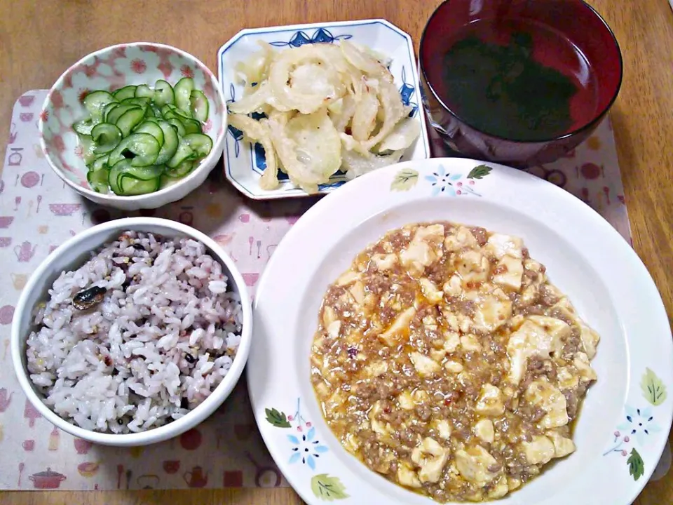 ２月５日 麻婆豆腐 きゅうりの酢のもの 玉ねぎの天ぷら わかめスープ|いもこ。さん