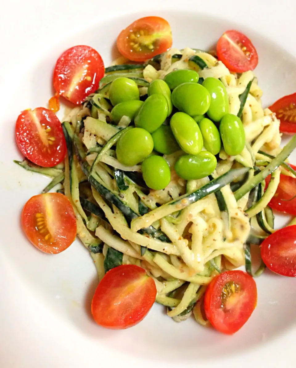 Zucchini 'noodle' with almond butter dressing|coxiella24さん