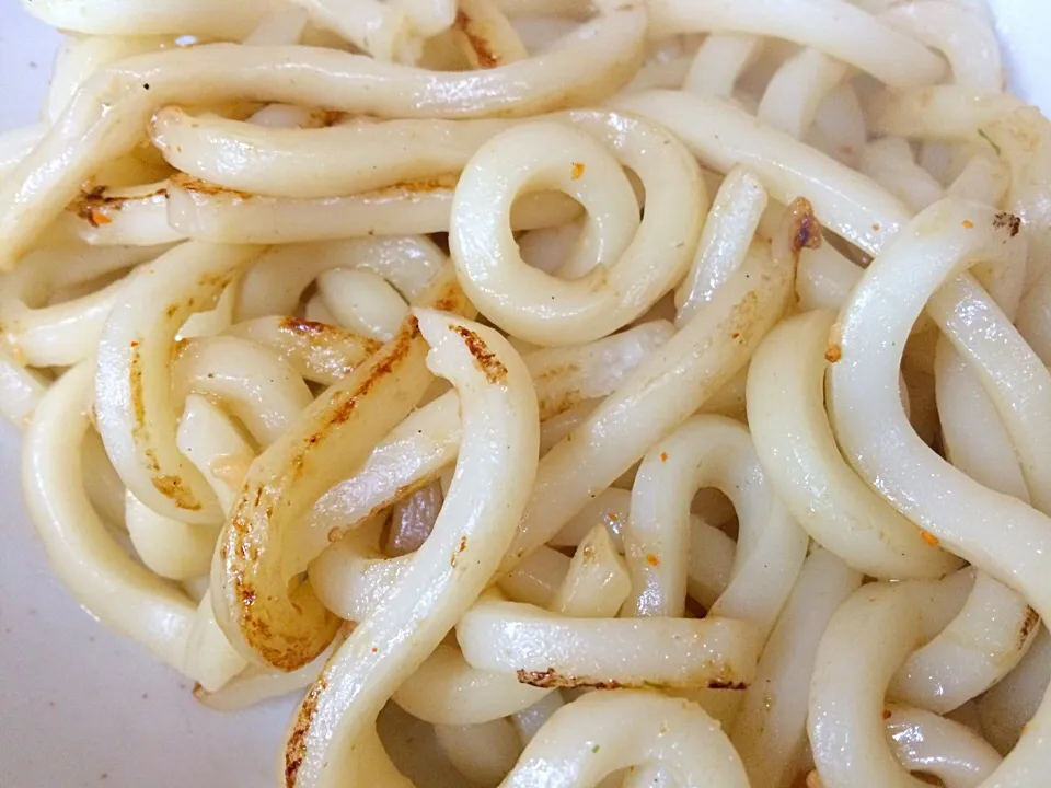 胡麻油で炒めた 焼きうどん             (七味山椒入)|ななよさん