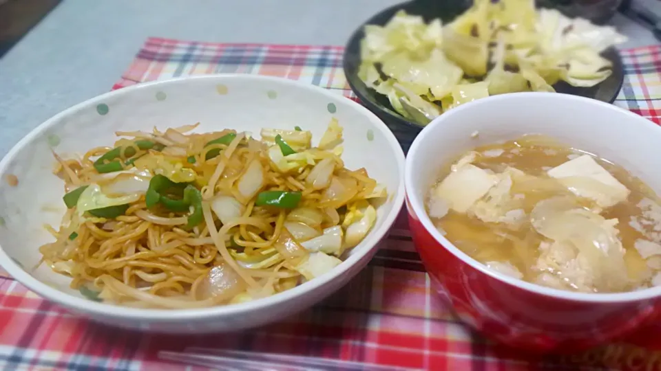 焼きそば、スープ、塩こんぶキャベツ|お料理修行中さん