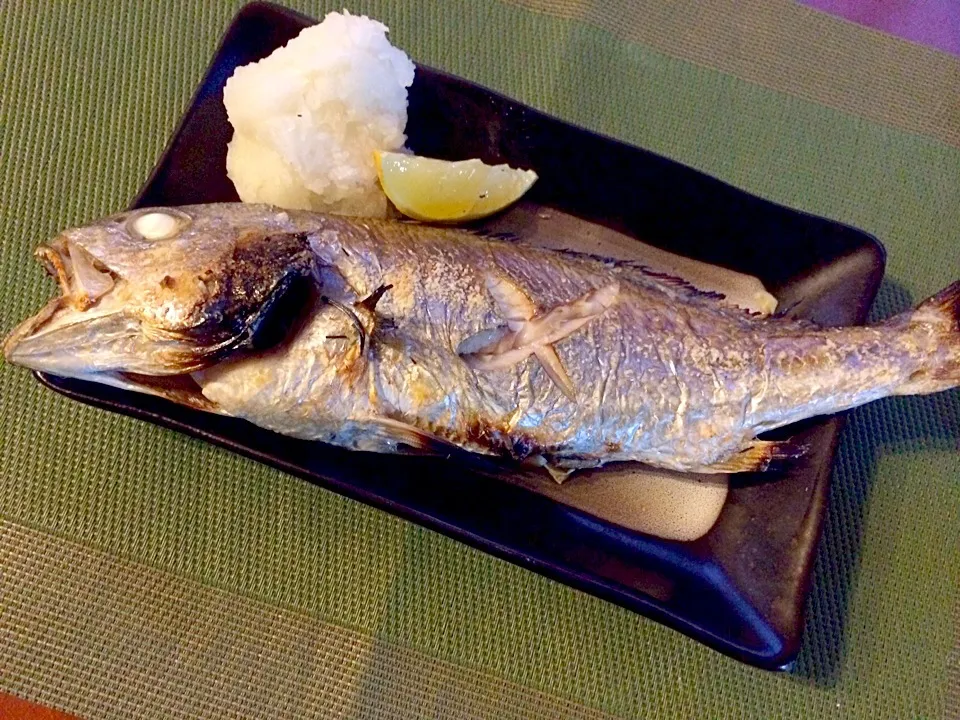 White croaker broiled w/salt🐟イシモチの塩焼き|🌈Ami🍻さん