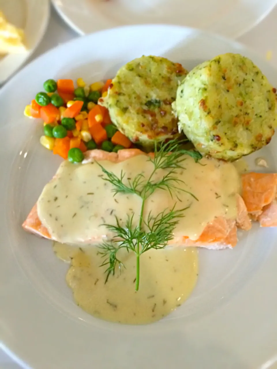 サーモンのレモン＆ディルソース|JUNさん