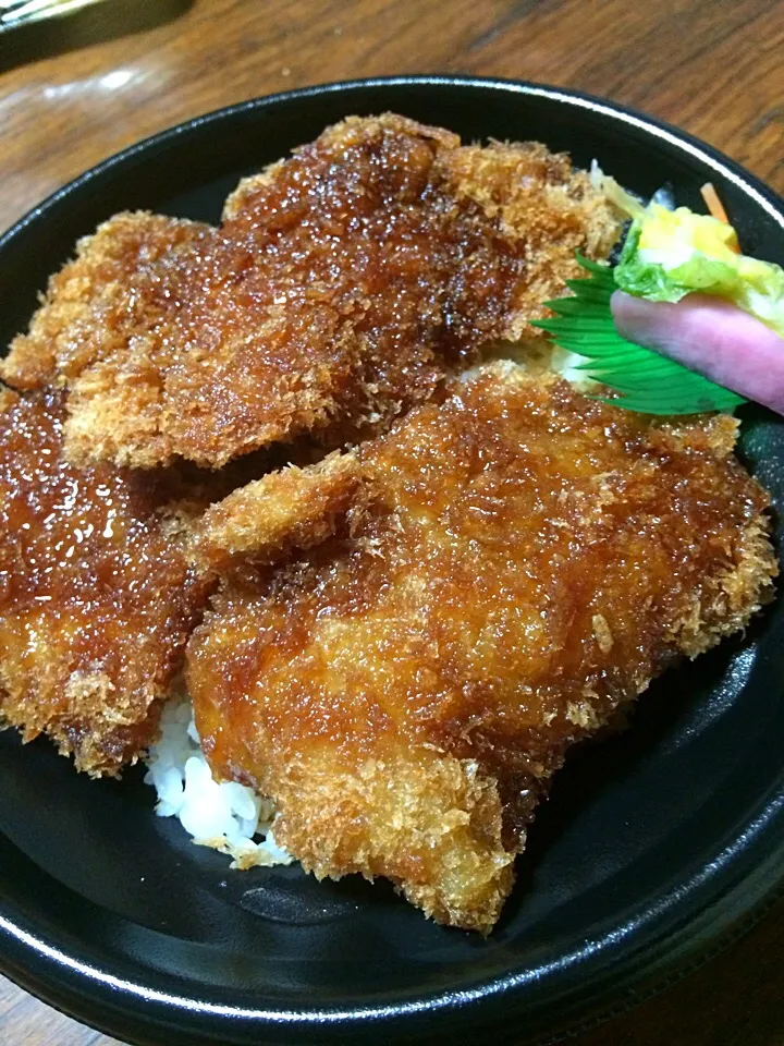 Snapdishの料理写真:タレカツ丼。|hiroさん