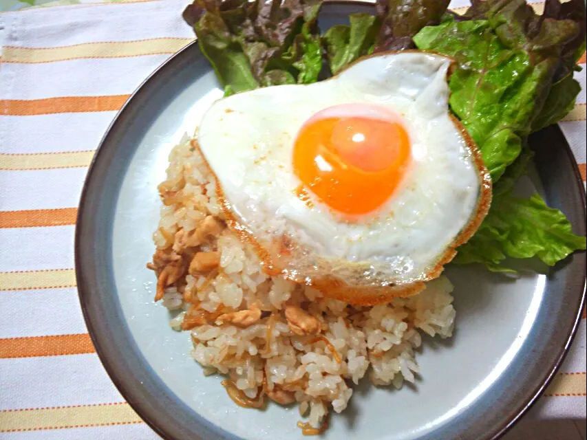 大好きかてメシ！鶏の甘辛ごはんに目玉焼き◎|めいさん