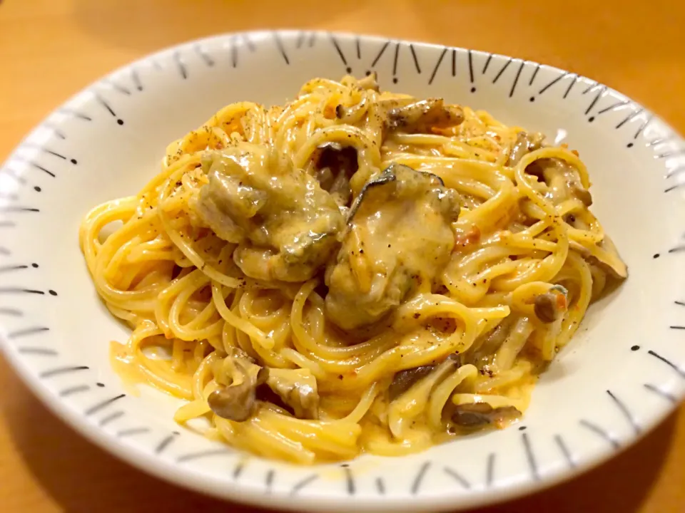 海老トマトソースにまた牡蠣を。。|pokudaさん