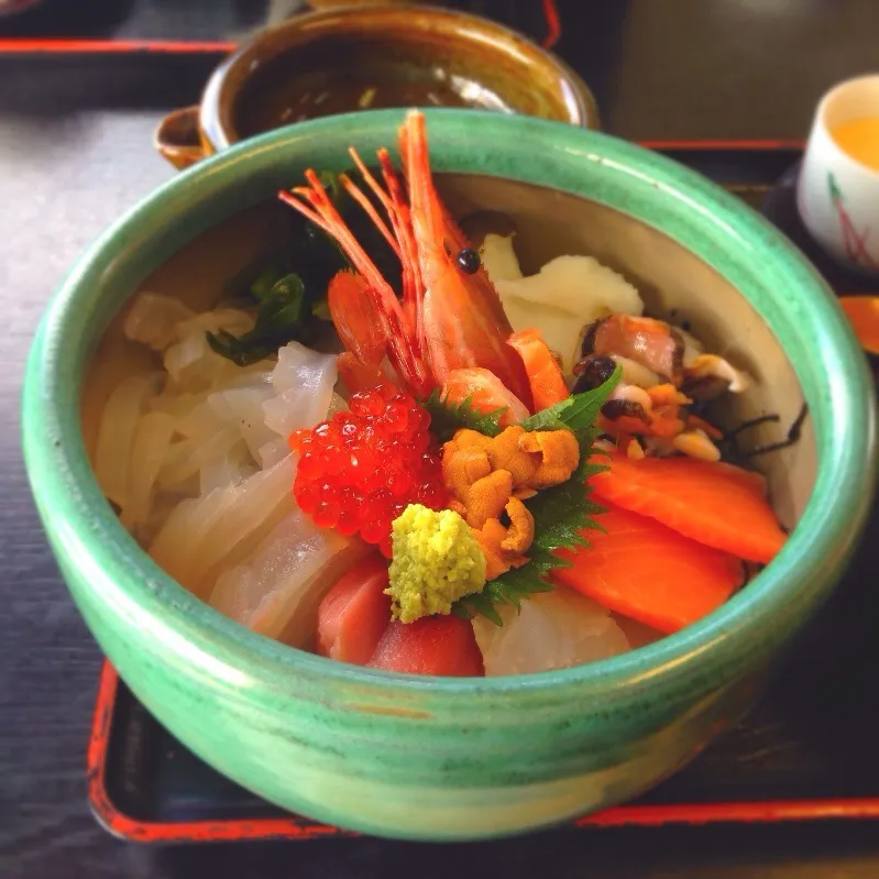 呼子の海鮮丼|ちまさん