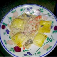 Crab and shrimp Ravioli Alfredo|Jessica Thomasさん