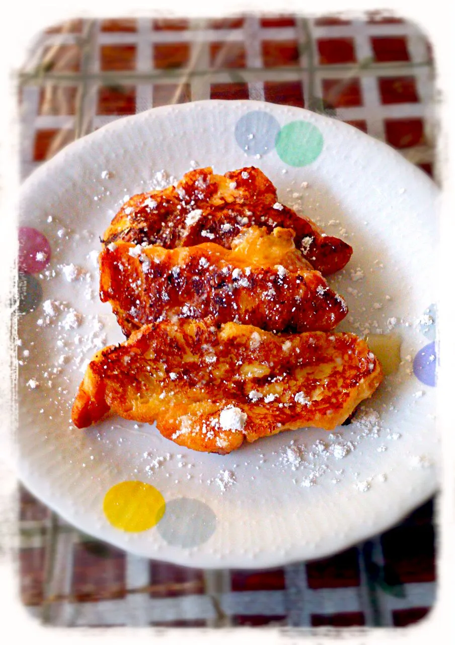 ユミさんの自家製りんごジャムをたっぷりのせた「フレンチトースト」|ユミさん